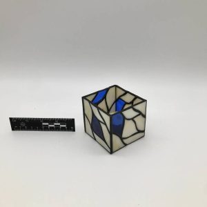 Świecznik witrażowy w stylu art déco