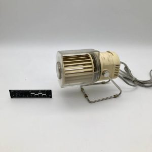 Kompaktowy wentylator elektryczny z kopułową osłoną
